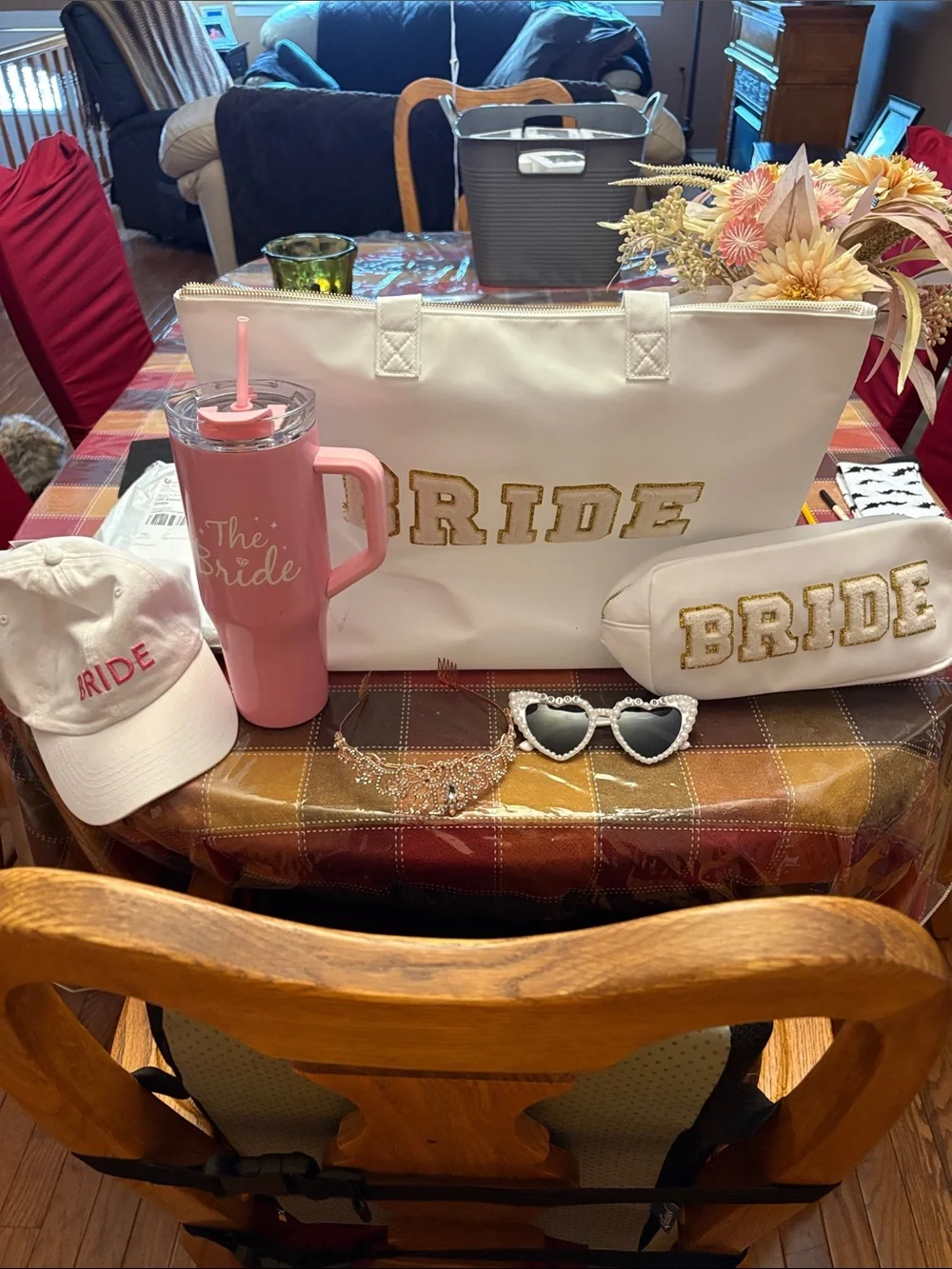 Bride White & Pink Tote Bag Set with Matching Accessories